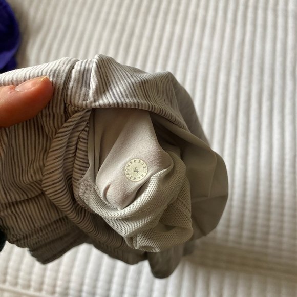 Lululemon On The Fly Short - Picture 4 of 4